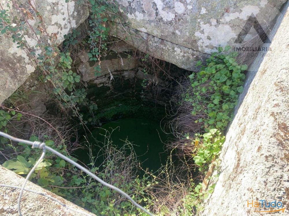 Terreno em Alcains com grandes �reas