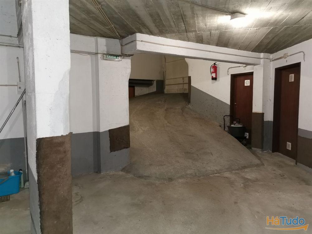 GARAGEM E ARRECADAO PARA VENDA