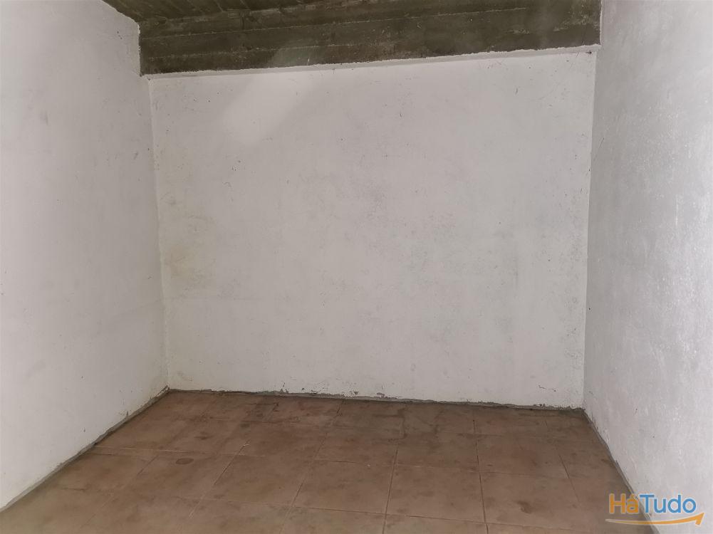 GARAGEM E ARRECADAO PARA VENDA