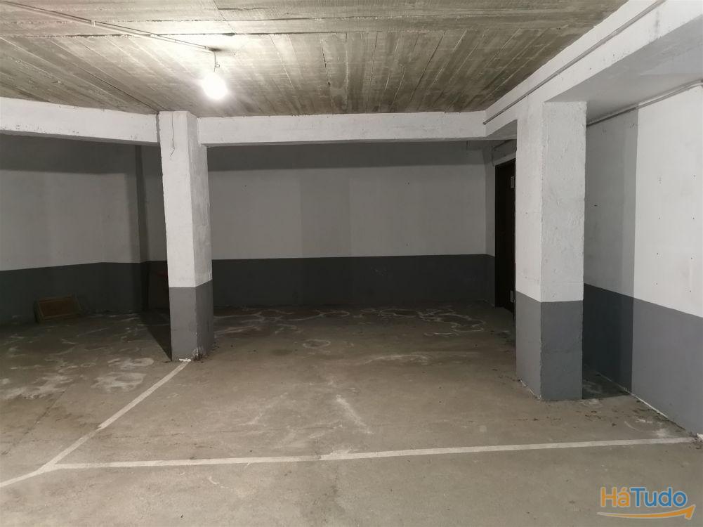 LUGAR DE GARAGEM PARA VENDA EM CASTELO BRANCO