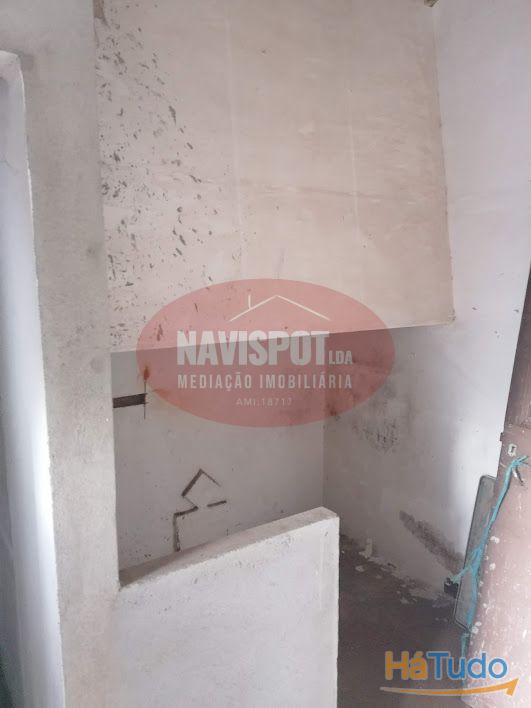 Moradias para Restaurar Moradias para Restaurar