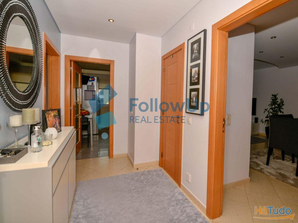 T3 na Torre da Marinha ? Excelentes Áreas T3 na Torre da Marinha ? Excelentes Áreas