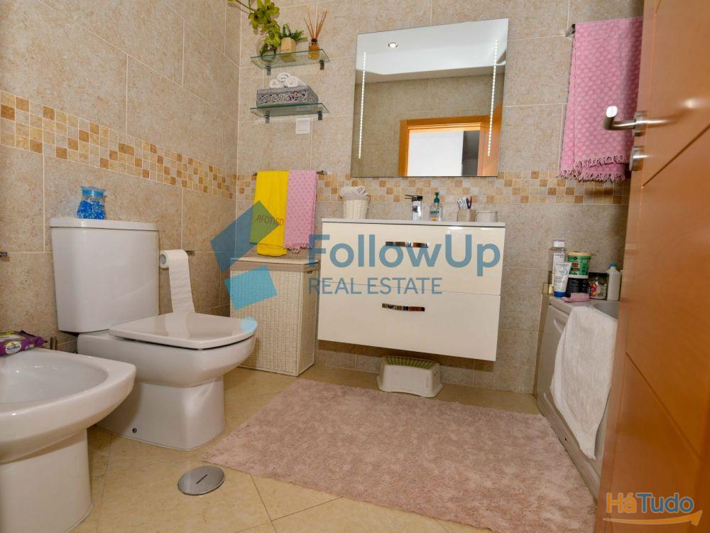 T3 na Torre da Marinha ? Excelentes Áreas T3 na Torre da Marinha ? Excelentes Áreas