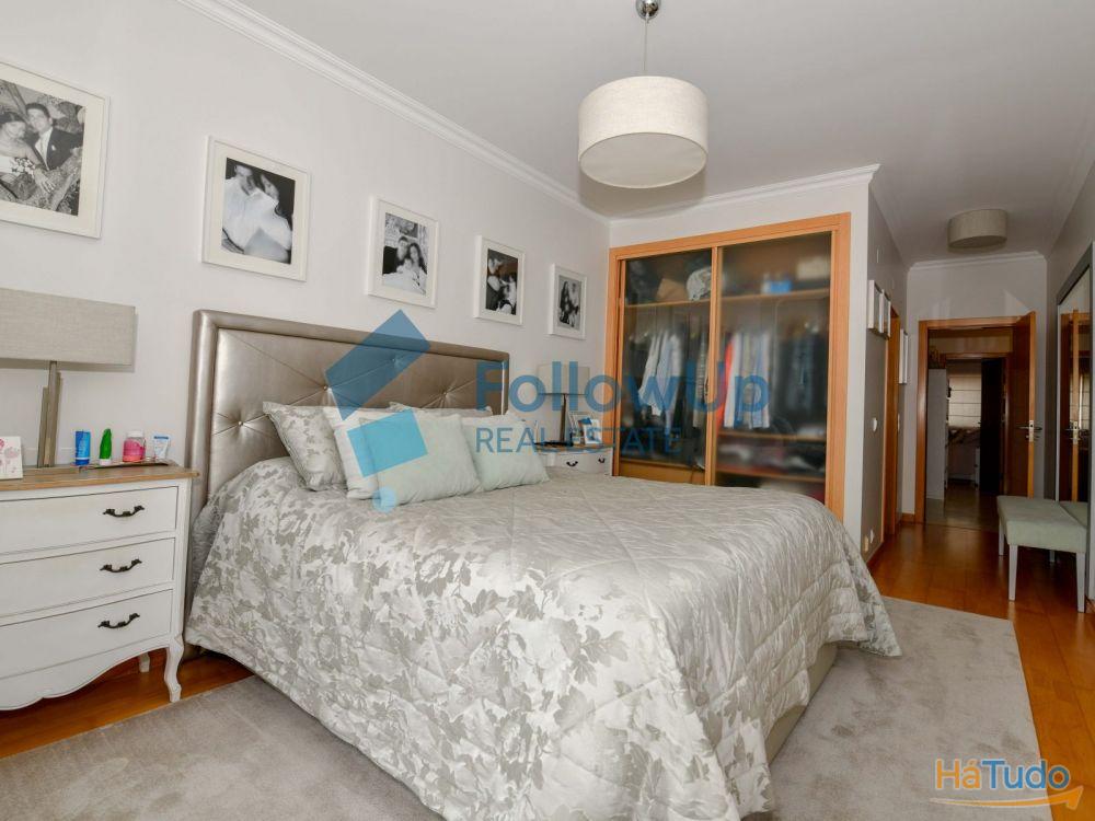 T3 na Torre da Marinha ? Excelentes Áreas T3 na Torre da Marinha ? Excelentes Áreas