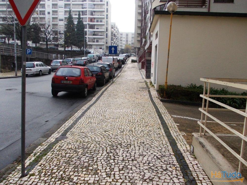 Loja  Venda em Braga (Maximinos, Sé e Cividade),Braga