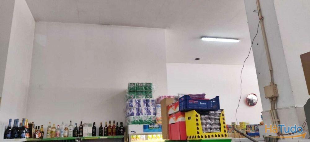 Supermercado  Venda em Vila Nova de Famalicão e Calendário,Vila Nova de Famalicão