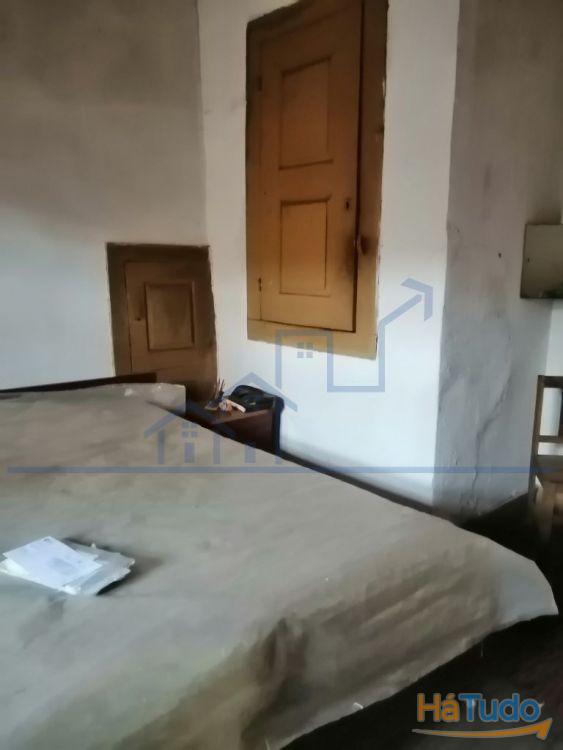 Casa Senhorial para recuperar, imovel bom para projecto Casa Senhorial para recuperar, imovel bom para projecto