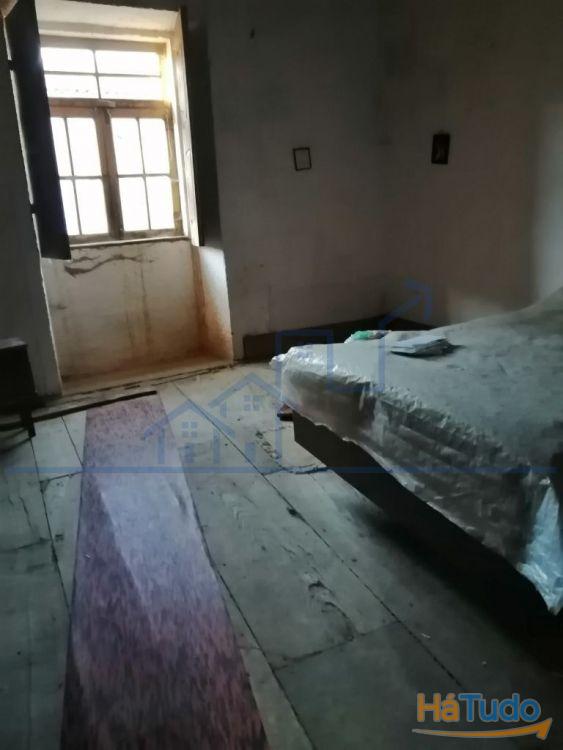 Casa Senhorial para recuperar, imovel bom para projecto Casa Senhorial para recuperar, imovel bom para projecto
