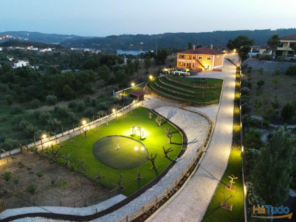 Moradia de Luxo junto ao rio Moradia de Luxo junto ao rio