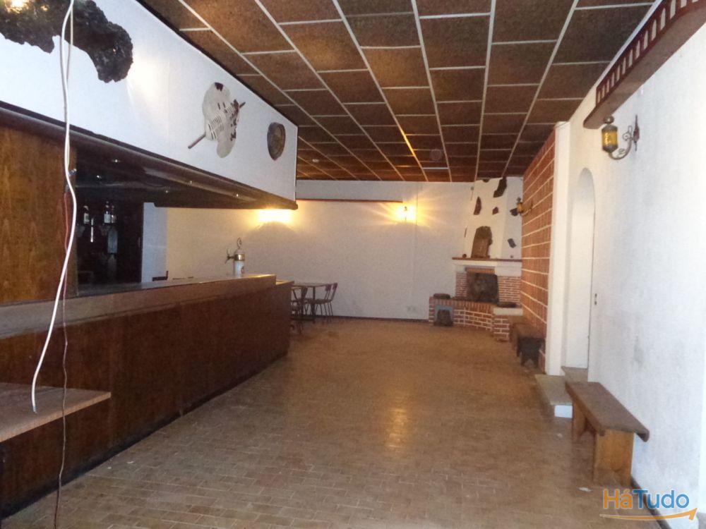 Predio com habitação e Restaurante - M1789/17 Predio com habitação e Restaurante - M1789/17