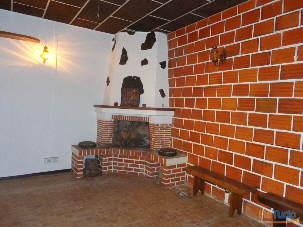 Predio com habitação e Restaurante - M1789/17 Predio com habitação e Restaurante - M1789/17