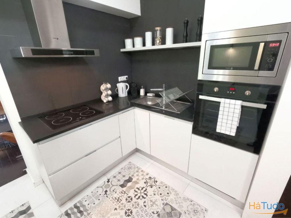 GAL Fabulous 2 bedroom apartment in Rossio, Lisbon, with wonderful balcony