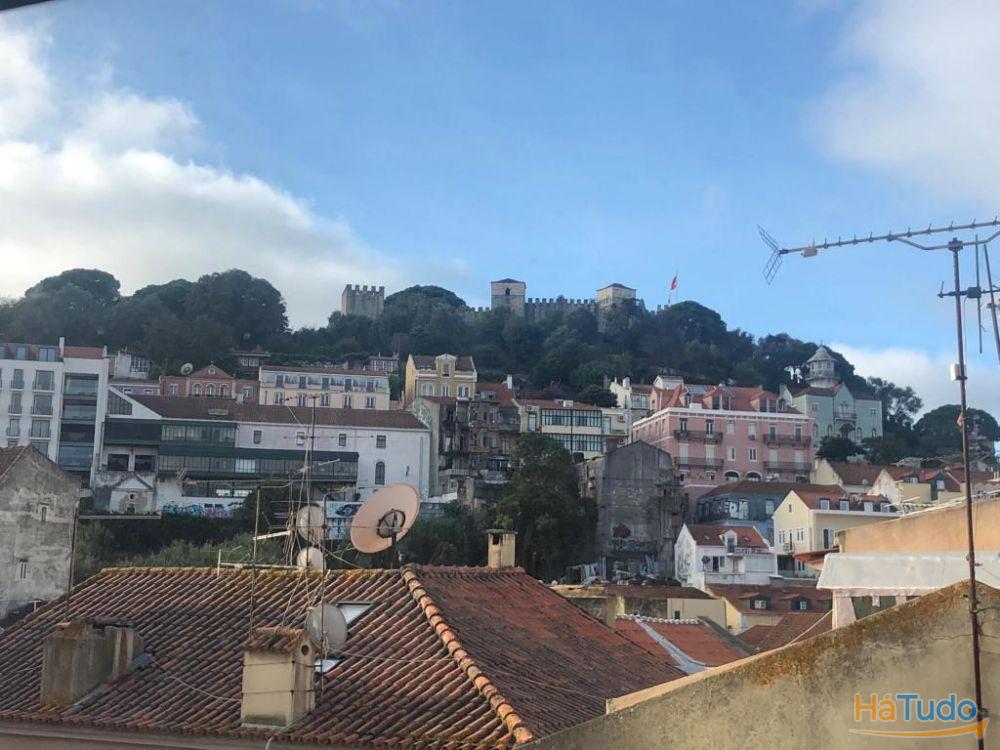 GoldenVisa: 3 Apartamentos T0 e 2 T1 completamente remodelados na Ajuda, Alfama e Mouraria, Lisboa