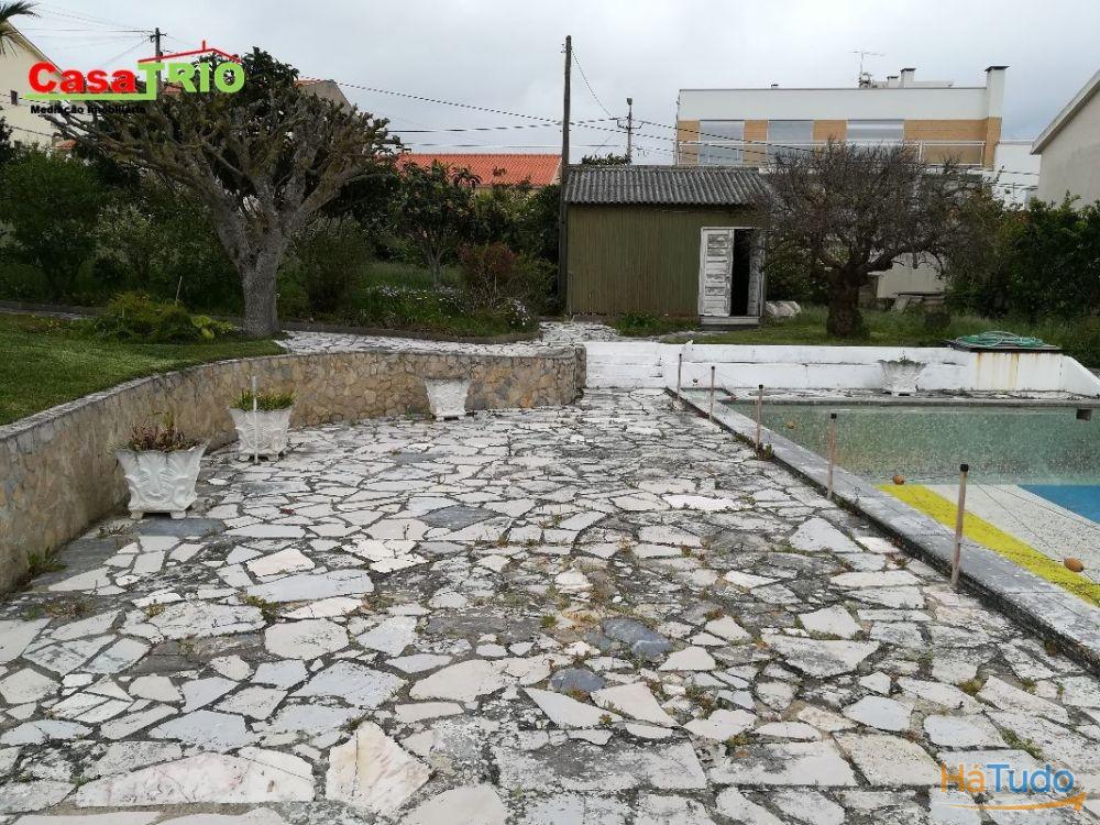 Moradia T4 com piscina em São Martinho do Porto