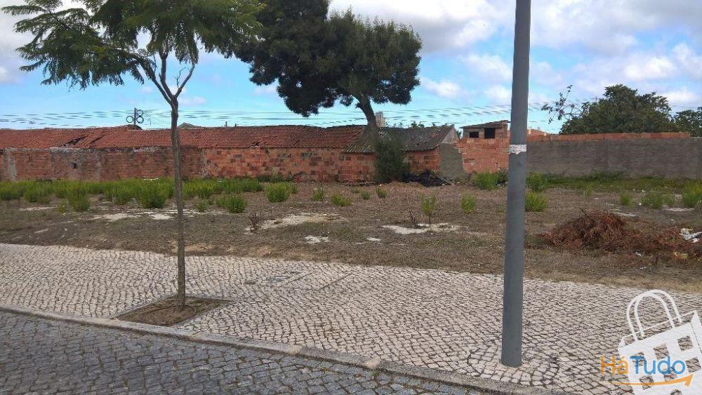 Loteamento para moradias - Lote de terreno c/ 353m2 para construção de moradia. Loteamento para moradias - Lote de terreno c/ 353m2 para construção de moradia.