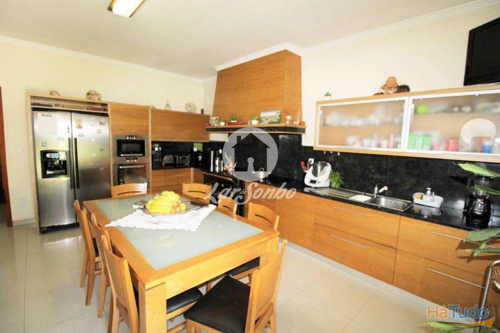 Moradia M4 com terreno de 7.000m2 em Balazar, Póvoa de Varzim Moradia M4 com terreno de 7.000m2 em Balazar, Póvoa de Varzim