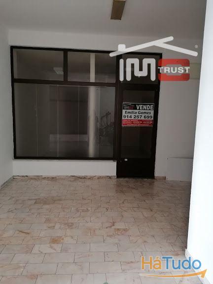 Loja para comercio bem localizada no centro da cidade Loja para comercio bem localizada no centro da cidade