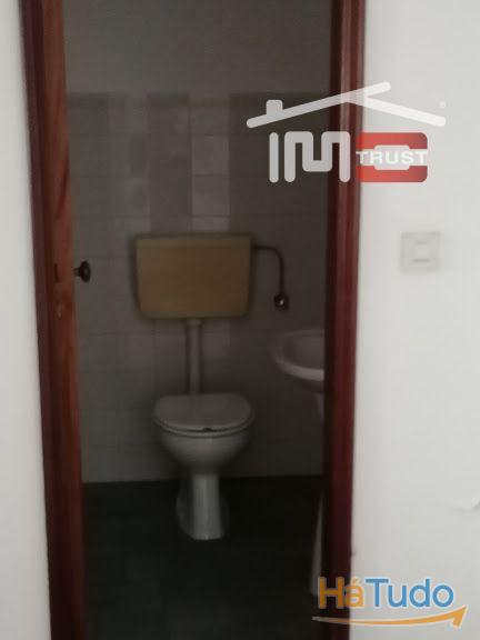 Loja para comercio bem localizada no centro da cidade Loja para comercio bem localizada no centro da cidade