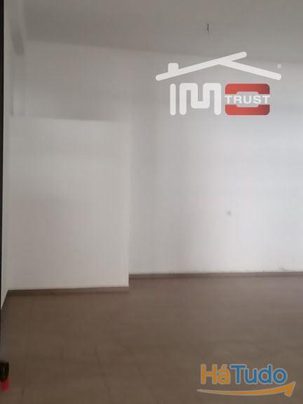 Loja para comercio bem localizada no centro da cidade Loja para comercio bem localizada no centro da cidade