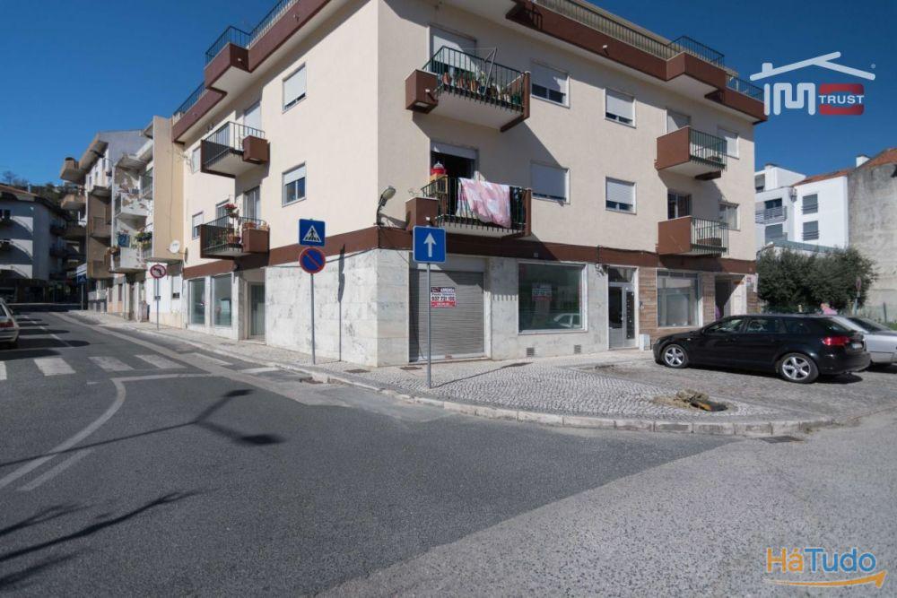 Restaurante com condições de excelência em Ourém Restaurante com condições de excelência em Ourém