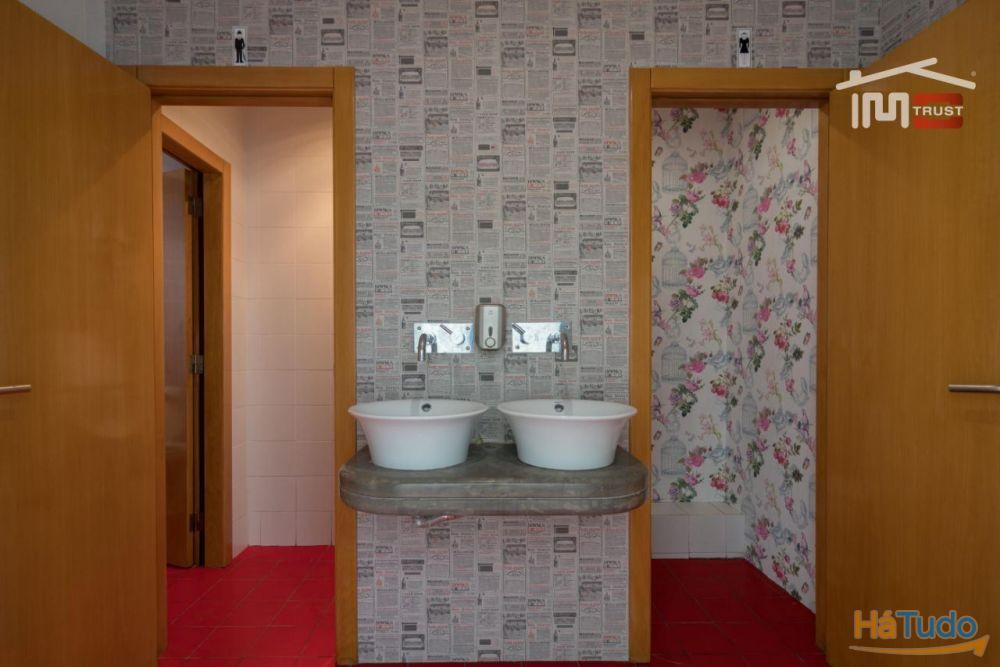 Restaurante com condições de excelência em Ourém Restaurante com condições de excelência em Ourém