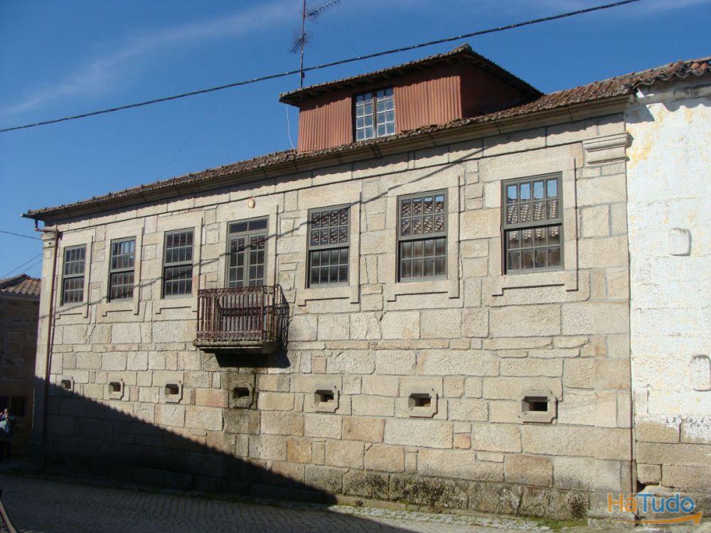 Quintinha com moradia T4 Quintinha com moradia T4