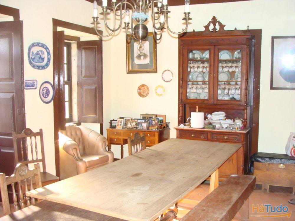 Quintinha com moradia T4 Quintinha com moradia T4