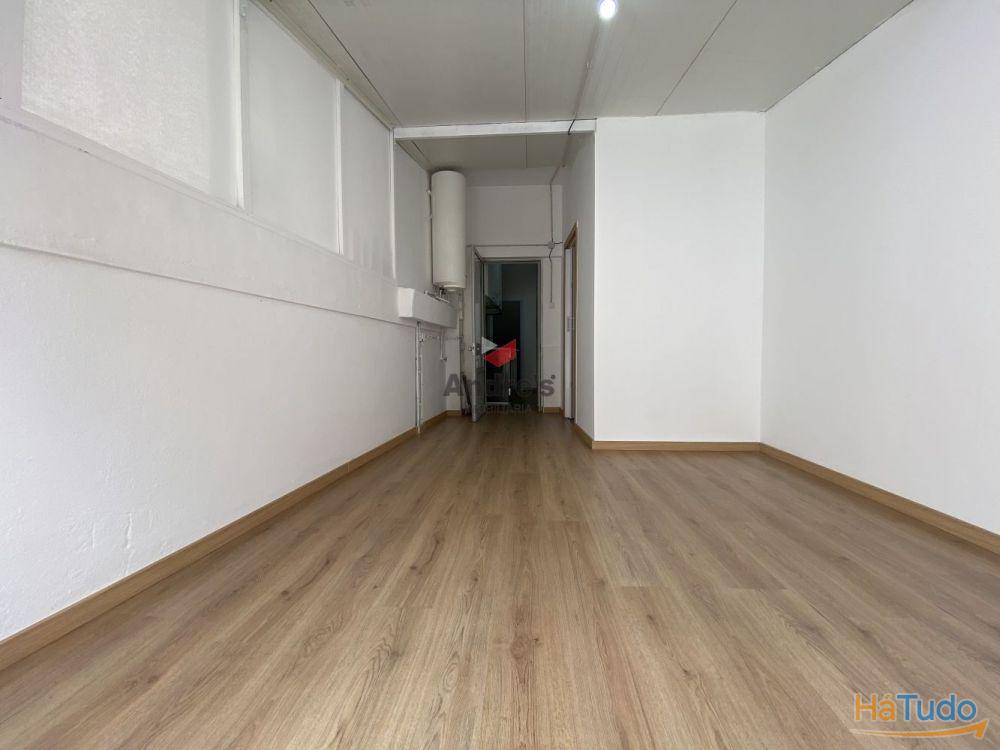 Moradia V4 | Remodelada | Campo 24 de Agosto Moradia V4 | Remodelada | Campo 24 de Agosto