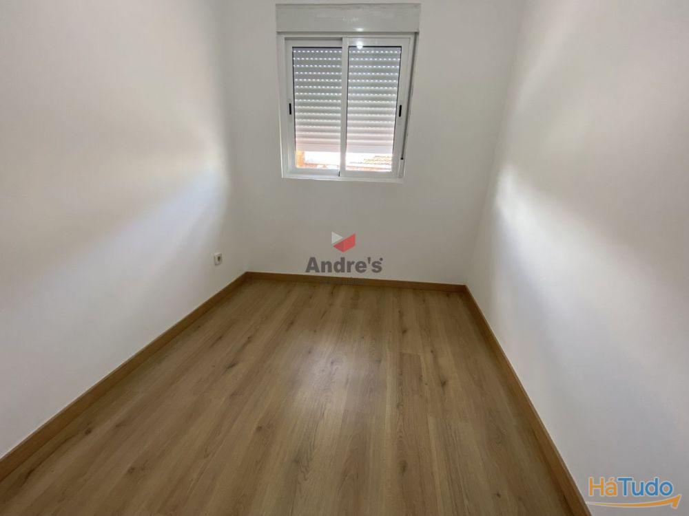 Moradia V4 | Remodelada | Campo 24 de Agosto Moradia V4 | Remodelada | Campo 24 de Agosto