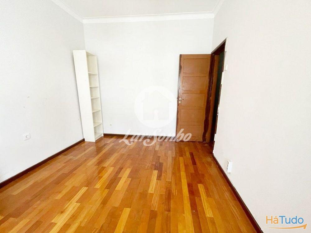 Moradia bi Familiar A 400 metros na Povoa de Varzim Moradia bi Familiar A 400 metros na Povoa de Varzim