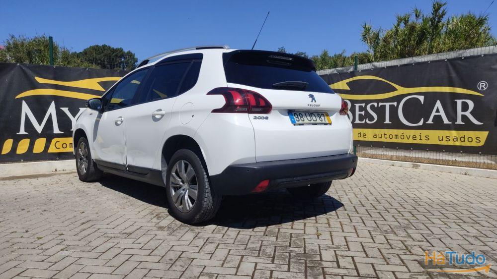 Peugeot 2008 1.2 PureTech Style Peugeot 2008 1.2 PureTech Style