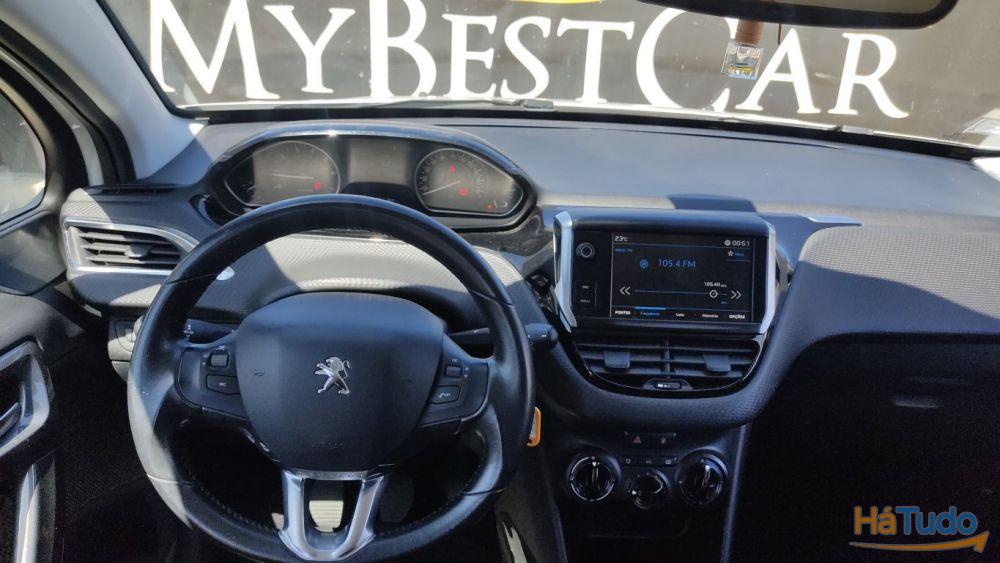 Peugeot 2008 1.2 PureTech Style Peugeot 2008 1.2 PureTech Style