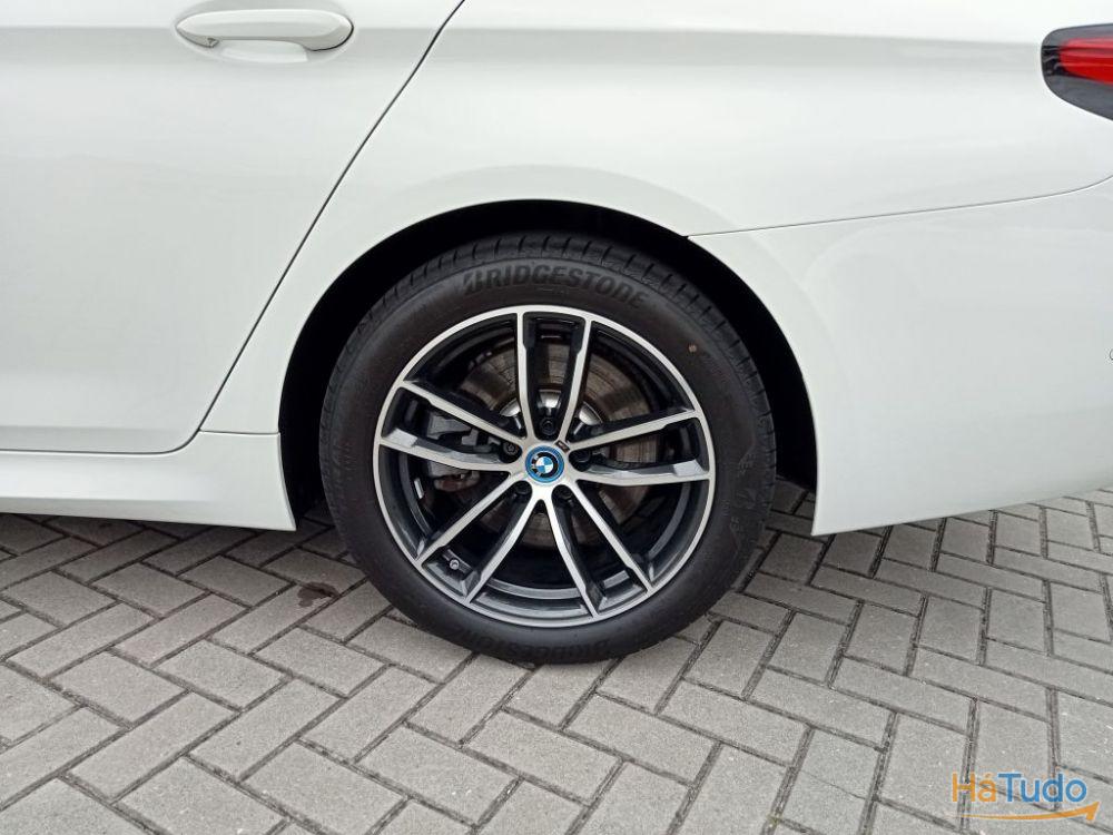 BMW 545 e xDrive Pack M BMW 545 e xDrive Pack M