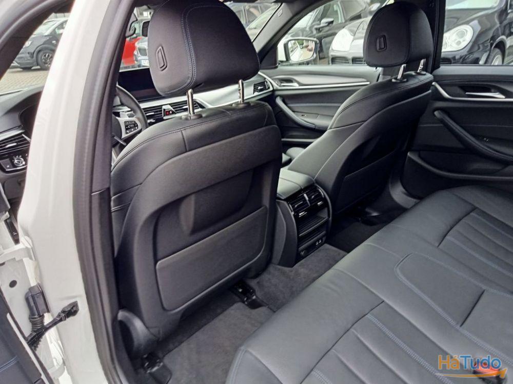 BMW 545 e xDrive Pack M BMW 545 e xDrive Pack M