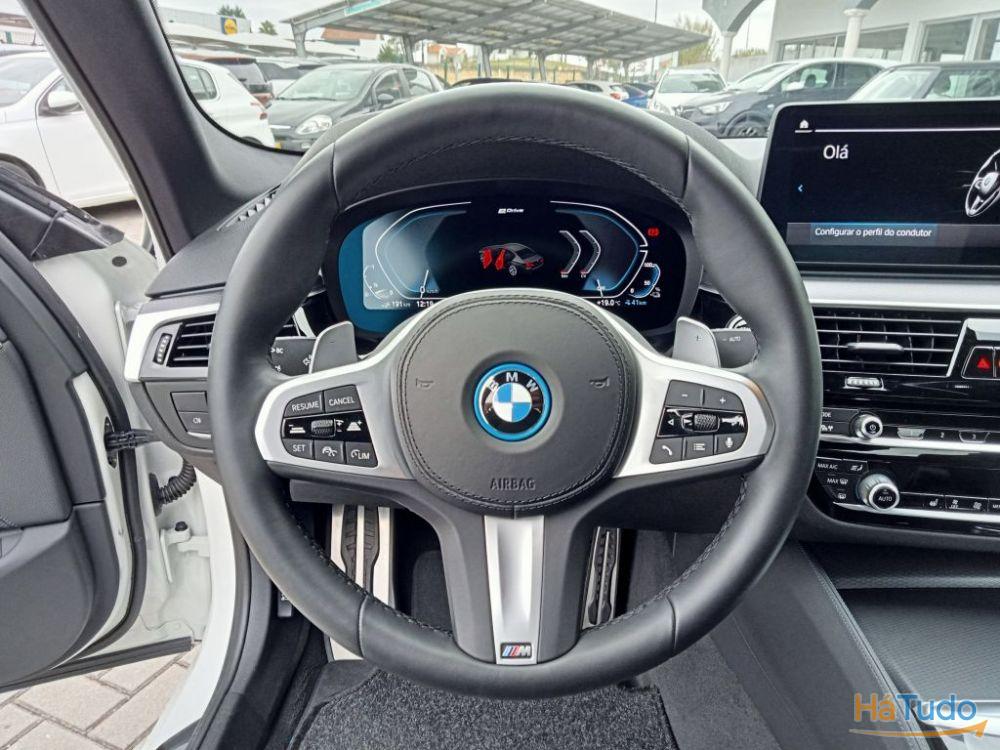 BMW 545 e xDrive Pack M BMW 545 e xDrive Pack M