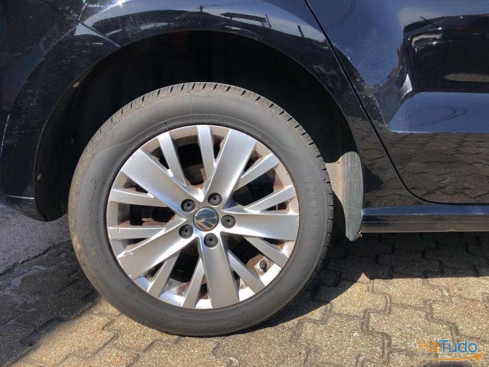 Volkswagen Polo 1.6 TDI Confortline Volkswagen Polo 1.6 TDI Confortline