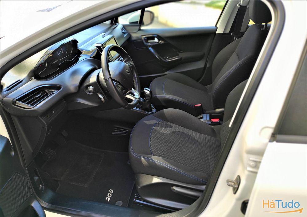 Peugeot 208 1.2 Pure Tech Style