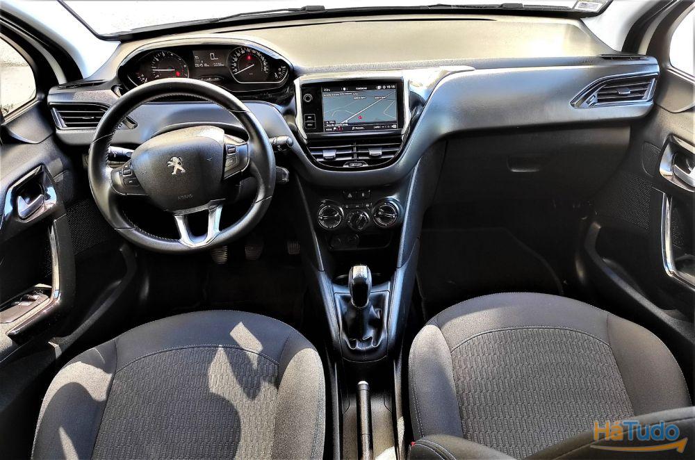 Peugeot 208 1.2 Pure Tech Style