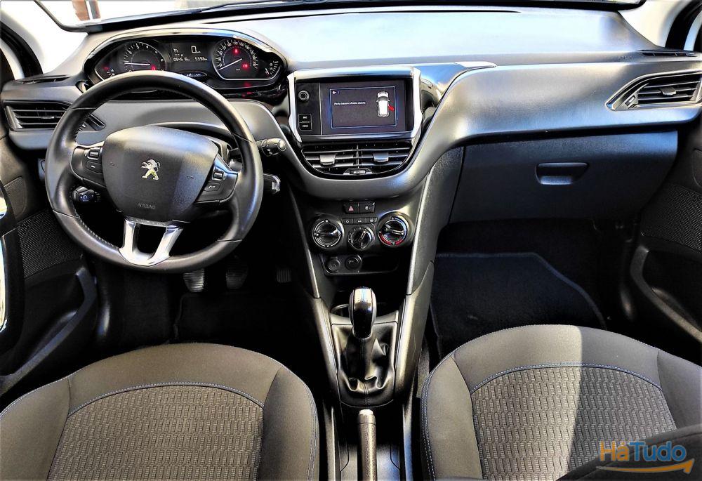 Peugeot 208 1.2 Pure Tech Style