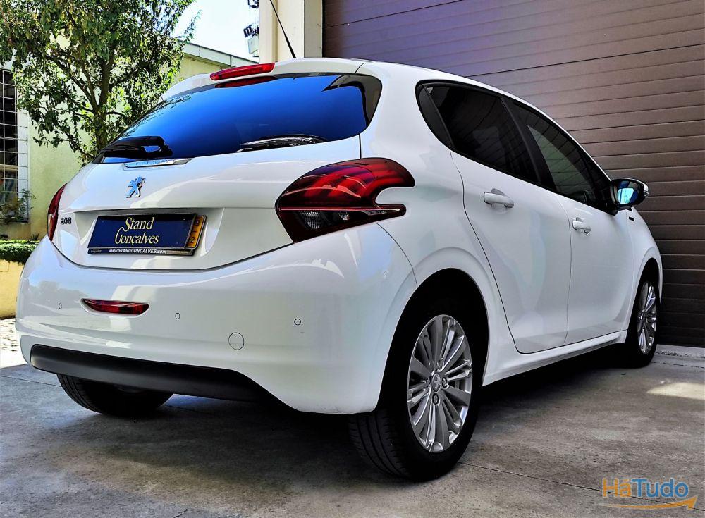 Peugeot 208 1.2 Pure Tech Style