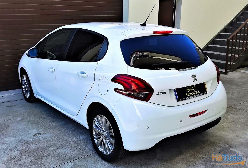 Peugeot 208 1.2 Pure Tech Style