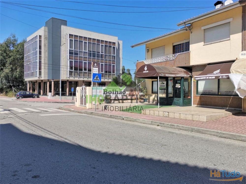 Loja com 168 m2 em Fi�es