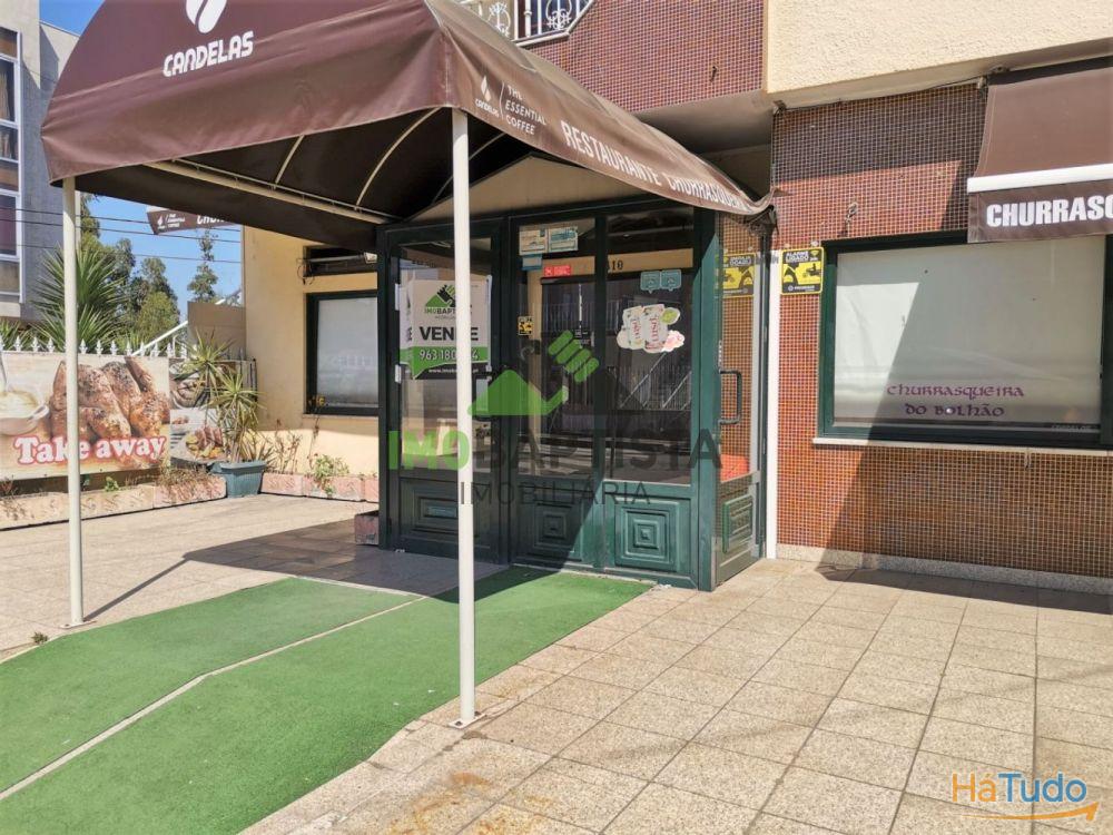 Loja com 168 m2 em Fi�es