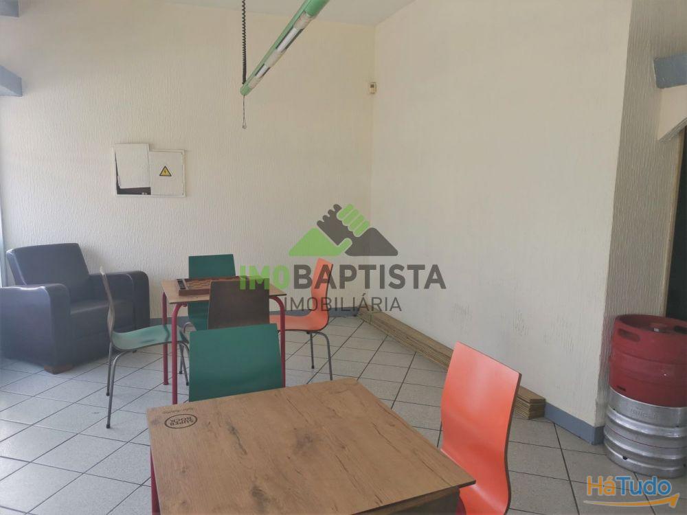 Trespasse Caf� Tropical em Lob�o