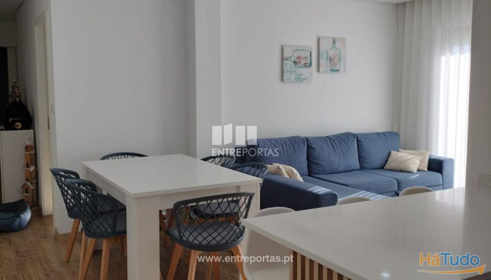 Apartamento T2 com vista mar, para venda, em Aver-o-Mar, Póvoa de Varzim