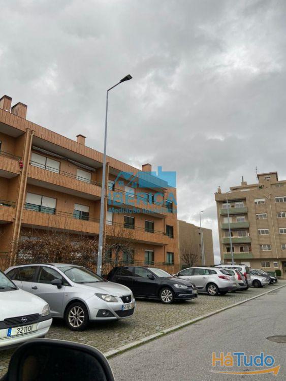 Apartamento T3+1 Dúplex em Vilar Andorinho (Baiza)