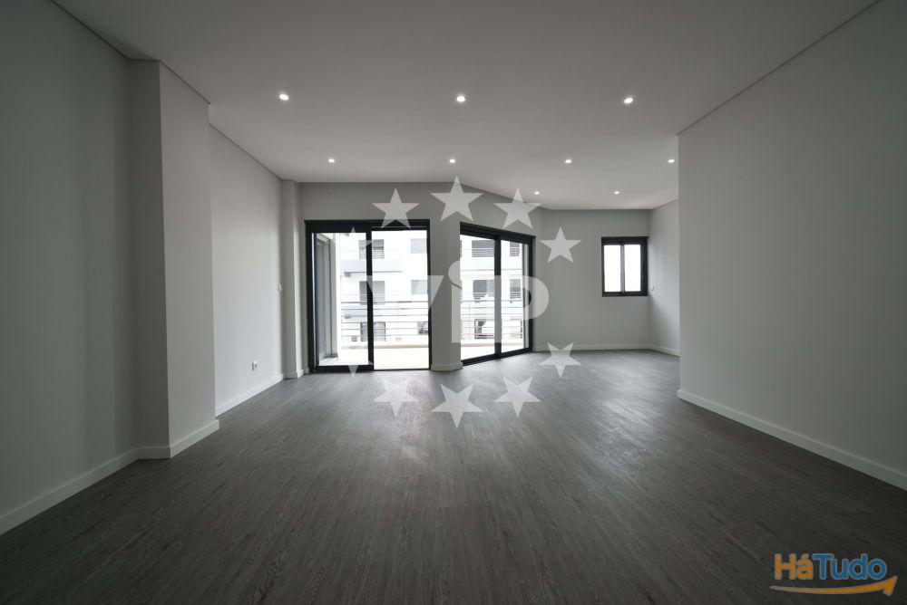 OLHÃO - APARTAMENTO TRÊS QUARTOS  - OLHÃO - APARTAMENTO TRÊS QUARTOS  -