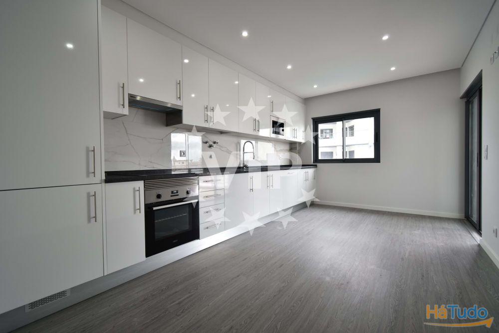 OLHÃO - APARTAMENTO TRÊS QUARTOS  - OLHÃO - APARTAMENTO TRÊS QUARTOS  -