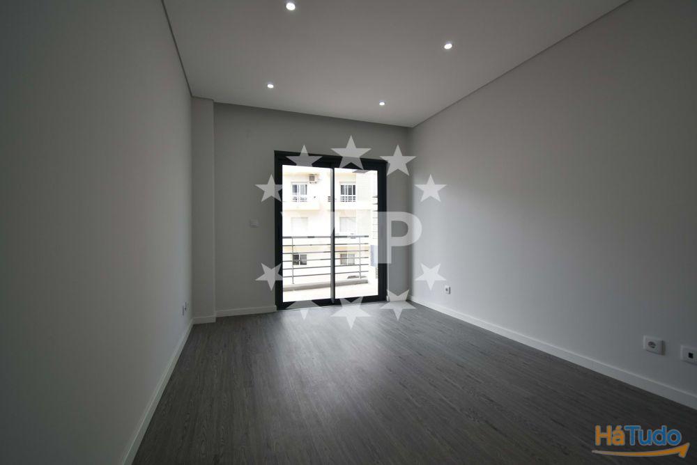 OLHÃO - APARTAMENTO TRÊS QUARTOS  - OLHÃO - APARTAMENTO TRÊS QUARTOS  -