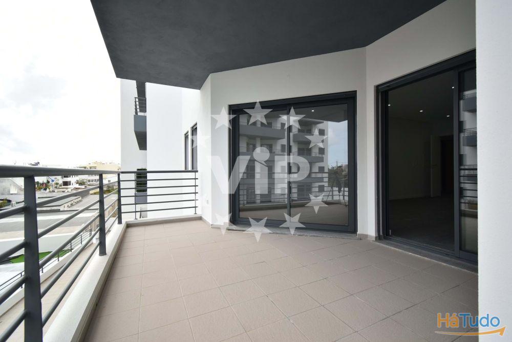 OLHÃO - APARTAMENTO TRÊS QUARTOS  - OLHÃO - APARTAMENTO TRÊS QUARTOS  -